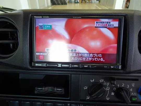 ダイナ 1.25t 4WD FJL Sタイヤ 平ボデー