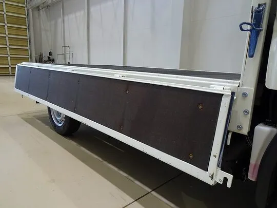 ダイナ 1.25t 4WD FJL Sタイヤ 平ボデー