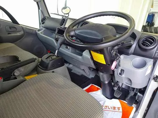 ダイナ 1.25t 4WD FJL Sタイヤ 平ボデー