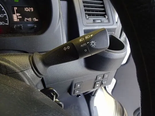 タウンエースバン DX 0.7t 4WD 2/5人乗り 5ドア ガソリン