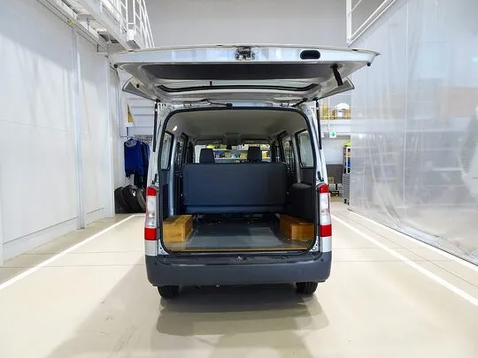 タウンエースバン DX 0.7t 4WD 2/5人乗り 5ドア ガソリン