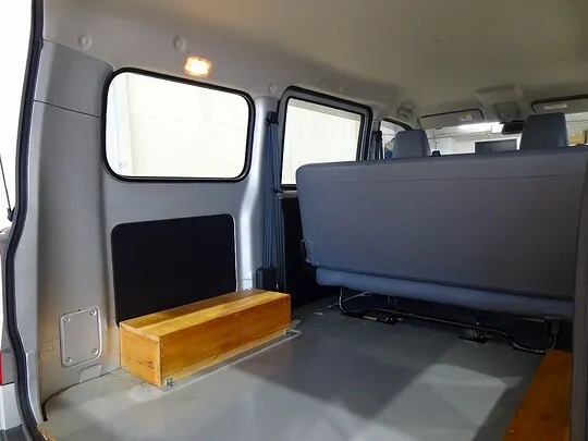 タウンエースバン DX 0.7t 4WD 2/5人乗り 5ドア ガソリン