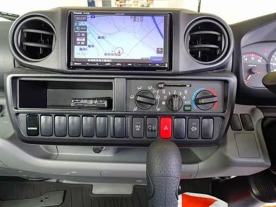 ダイナ 1.25t 4WD FJL Sタイヤ 平ボデー