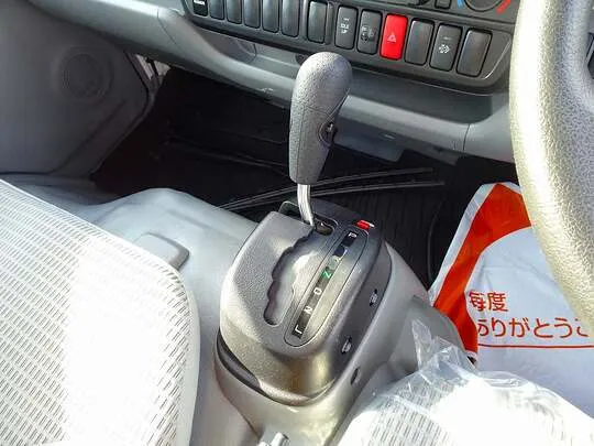ダイナ 1.25t 4WD FJL Sタイヤ 平ボデー
