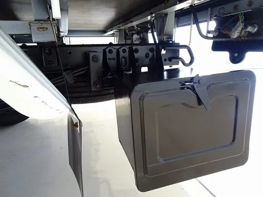 ダイナ 1.25t 4WD FJL Sタイヤ 平ボデー