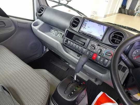 ダイナ 1.25t 4WD FJL Sタイヤ 平ボデー