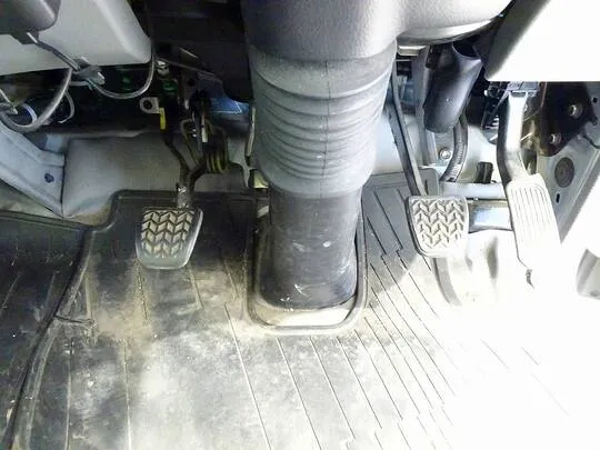 トヨエース 1.35t 4WD FJL Sタイヤ 4No. 低温冷凍車