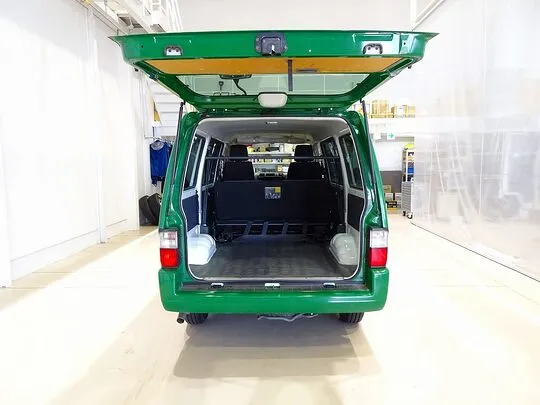 ボンゴバン DX 1t 4WD 2/5人乗り 5ドア ガソリン