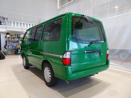 ボンゴバン DX 1t 4WD 2/5人乗り 5ドア ガソリン