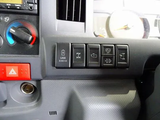 エルフ 2.35t 4WD FFL 深ダンプ
