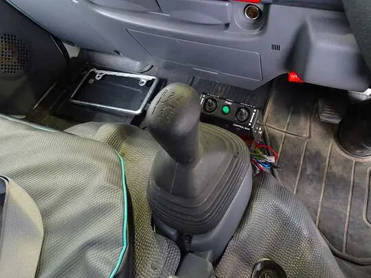エルフ 2.35t 4WD FFL 深ダンプ