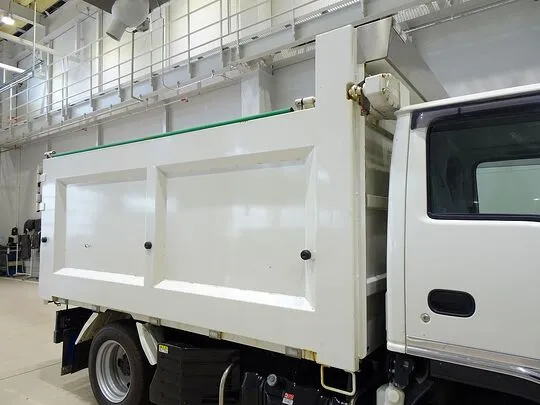 エルフ 2.35t 4WD FFL 深ダンプ