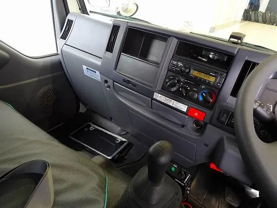 エルフ 2.35t 4WD FFL 深ダンプ