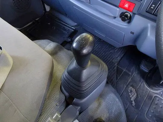 エルフ 1.45t 4WD FFL Wタイヤ 中温冷凍車
