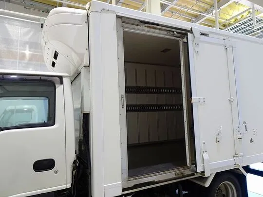 エルフ 1.45t 4WD FFL Wタイヤ 中温冷凍車