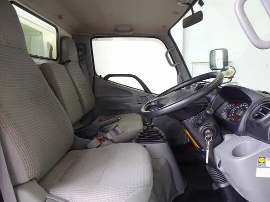 トヨエース 1.35t 4WD FJL Sタイヤ 4No. 中温冷凍車