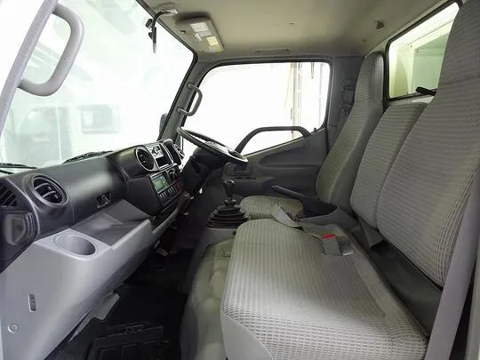 トヨエース 1.35t 4WD FJL Sタイヤ 4No. 中温冷凍車