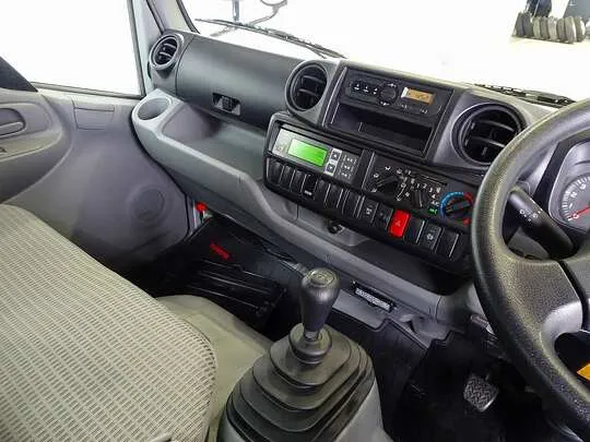 トヨエース 1.35t 4WD FJL Sタイヤ 4No. 中温冷凍車