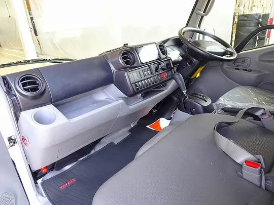 ダイナ 0.95t 4WD FJL Sタイヤ Wキャブ