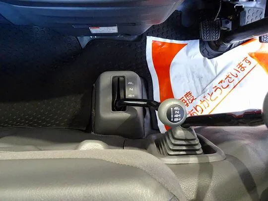 ボンゴトラック DX 1t 4ＷＤ ワイドロー Ｗタイヤ 平ボデー