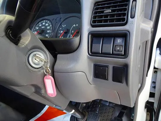 ボンゴトラック DX 1t 4ＷＤ ワイドロー Ｗタイヤ 平ボデー