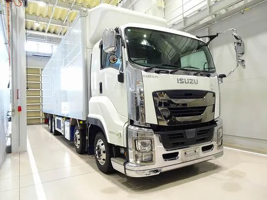 ギガ 12.6t 4軸 低温冷凍車 スタンバイ/サブエンジン付 総輪エアサス 380ps