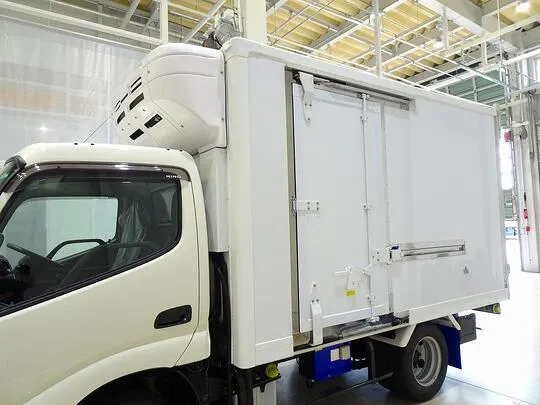 デュトロ 2t FJL 標準 低温冷凍車 スタンバイ付