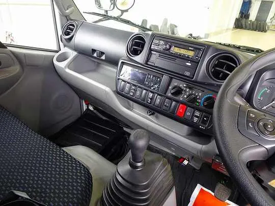 デュトロ 2t FJL 標準 低温冷凍車 スタンバイ付