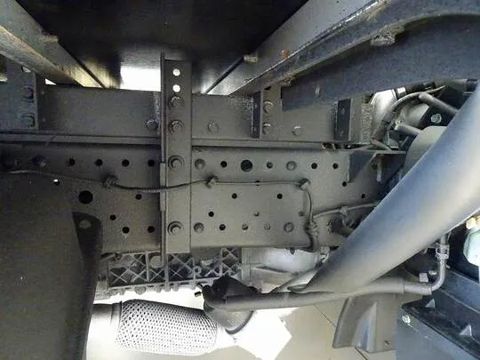 エルフ 2t FFL 標準 保冷バン 総重量5t未満