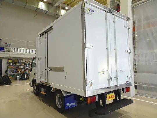 エルフ 2t FFL 標準 保冷バン 総重量5t未満
