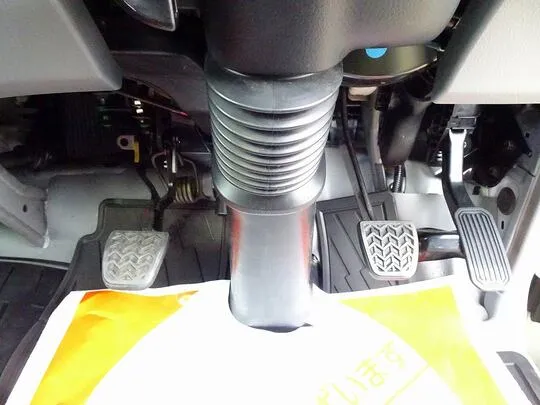 ダイナ 1.35t 4WD FJL Sタイヤ 平ボデー