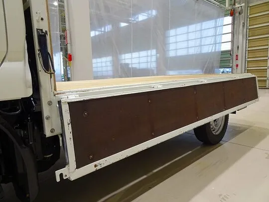 ダイナ 1.35t 4WD FJL Sタイヤ 平ボデー