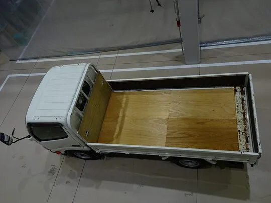 ダイナ 1.35t 4WD FJL Sタイヤ 平ボデー