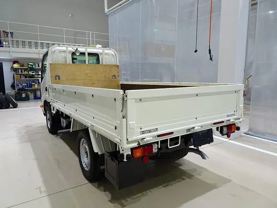 ダイナ 1.35t 4WD FJL Sタイヤ 平ボデー
