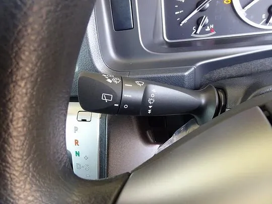 ハイエースバン DX GLパッケージ 1t 4WD 3/6人乗り 5ドア 未使用車