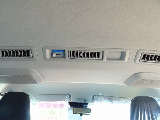 ハイエースバン DX GLパッケージ 1t 4WD 3/6人乗り 5ドア 未使用車