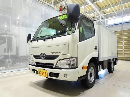 トヨエース 1.35t 4WD FJL Sタイヤ 4No. 中温冷凍車