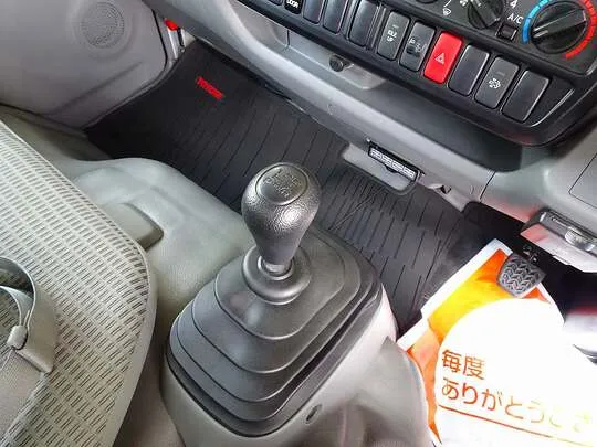 トヨエース 1.35t 4WD FJL Sタイヤ 4No. 中温冷凍車