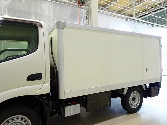 トヨエース 1.35t 4WD FJL Sタイヤ 4No. 中温冷凍車