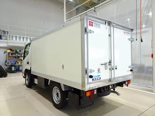 トヨエース 1.35t 4WD FJL Sタイヤ 4No. 中温冷凍車