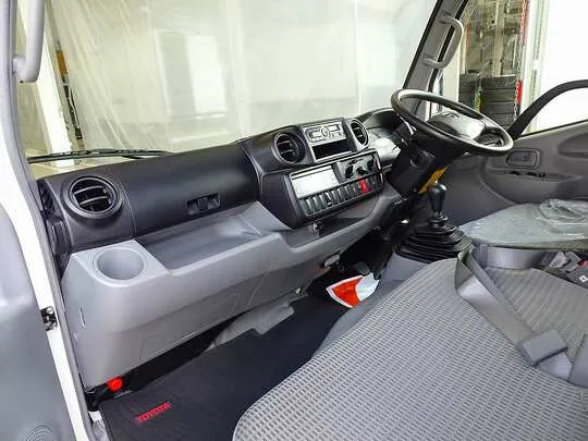 トヨエース 1.35t 4WD FJL Sタイヤ 4No. 中温冷凍車