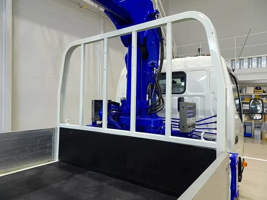 デュトロ 3t 4WD  標準ロング アルミブロック タダノ4段クレーン付