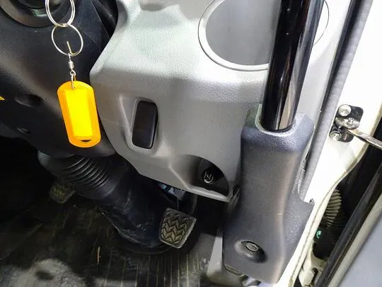 デュトロ 2t 4WD FJL 強化ダンプ