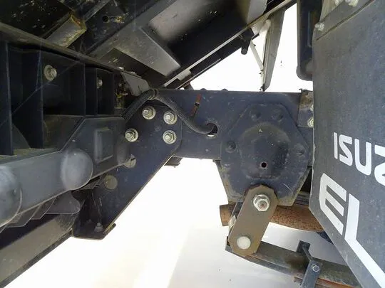 エルフ 2.95t 4No. 4WD FFL 強化ダンプ