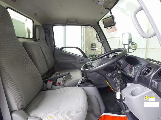 トヨエース 1.35t 4WD FJL Sタイヤ 4No. 低温冷凍車