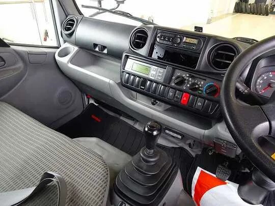 トヨエース 1.35t 4WD FJL Sタイヤ 4No. 低温冷凍車