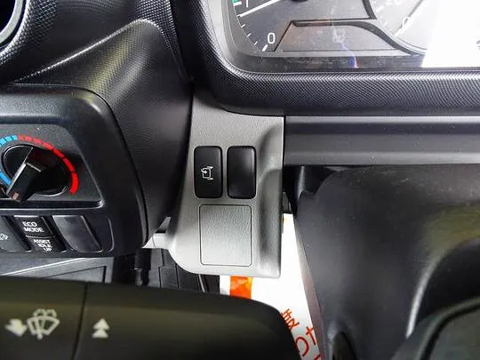 デュトロ 2t FJL 標準 アルミバン 未使用車