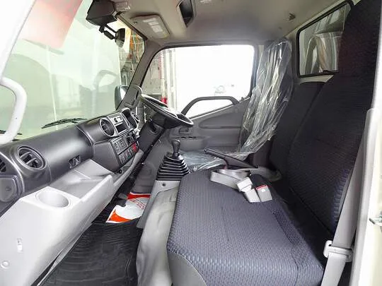 デュトロ 2t FJL 標準 アルミバン 未使用車