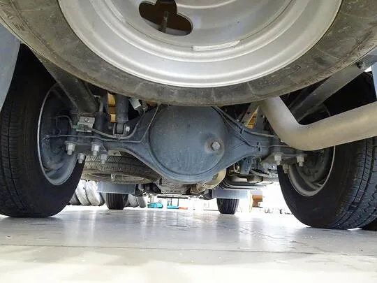 エルフ 1.55t FL Wタイヤ 平ボデー