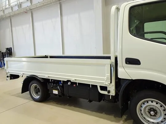 ダイナ 1.5t 4WD JL Wタイヤ 平ボデー 未使用車